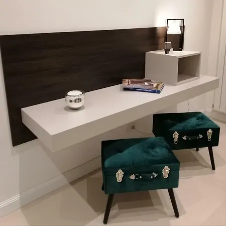 102 Bed & Breakfast Bari