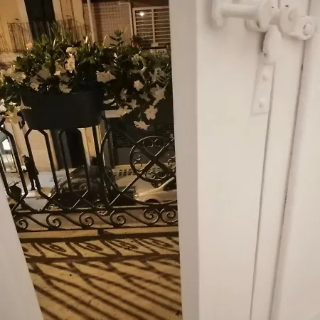 Bed & Breakfast 102 4*