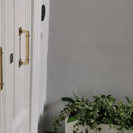 فندق مبيت وإفطار 102