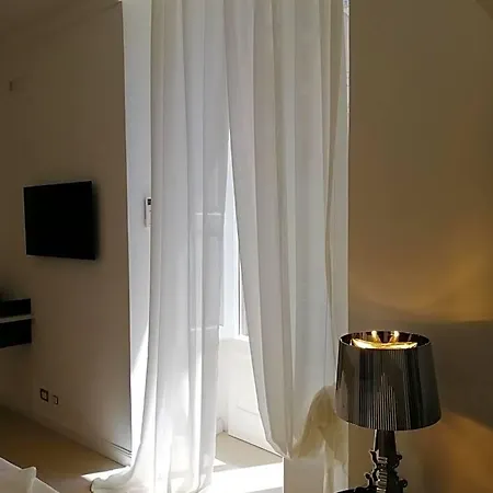فندق مبيت وإفطار 102 باري
