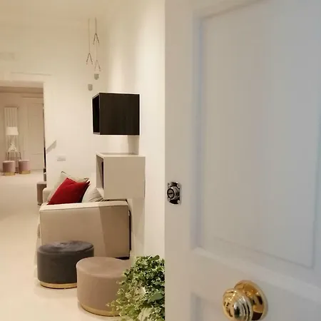 فندق مبيت وإفطار 102 4*