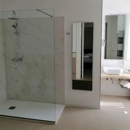 Nocleg ze śniadaniem 102 Bari