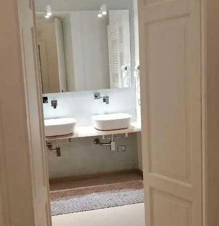 Bed & Breakfast 102 4*