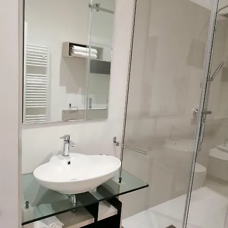 Bed & Breakfast 102 4*