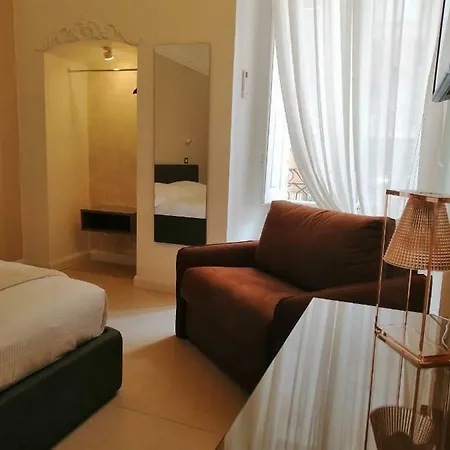 فندق مبيت وإفطار 102