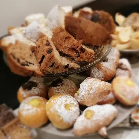 فندق مبيت وإفطار 102