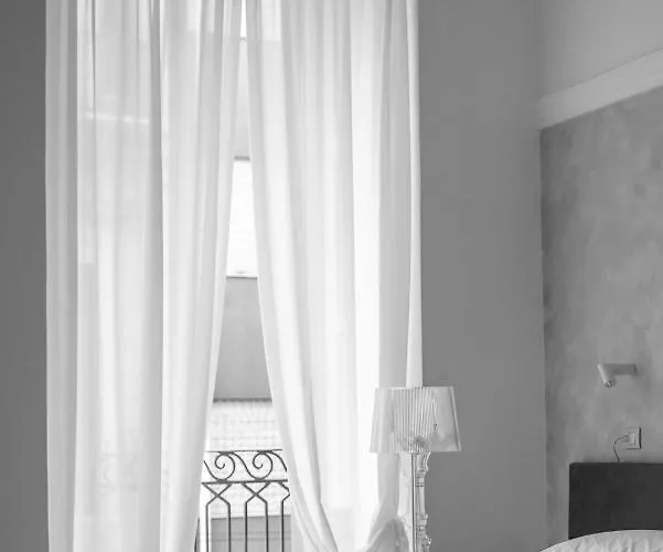 102 住宿加早餐酒店 4*