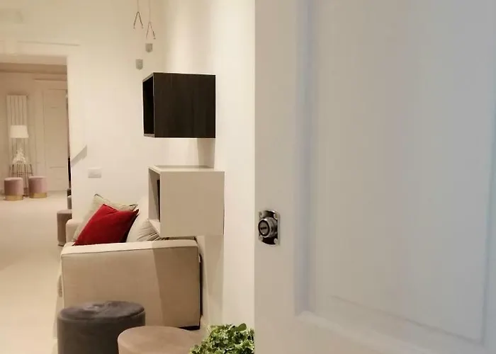 ベッド・アンド・ブレックファスト 102 4*