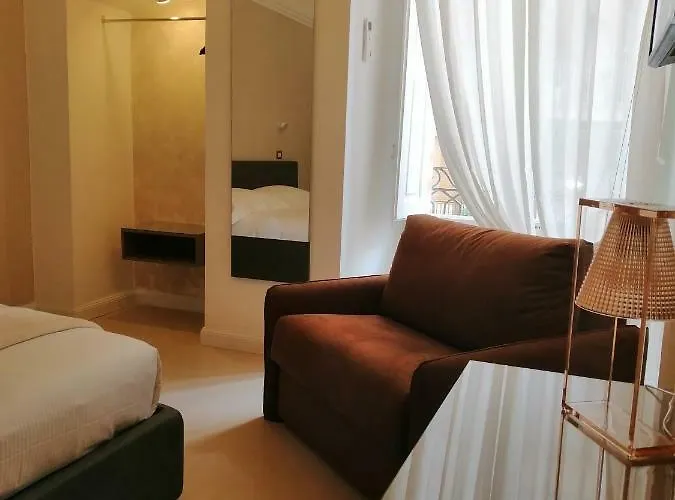 ベッド・アンド・ブレックファスト 102