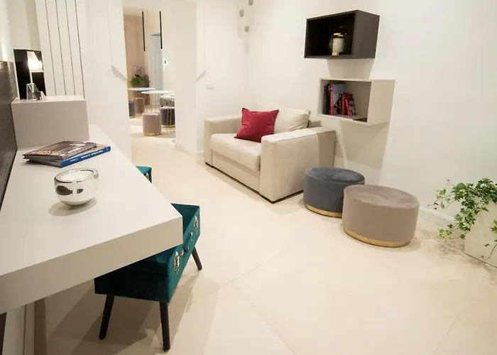 102 住宿加早餐酒店 4*